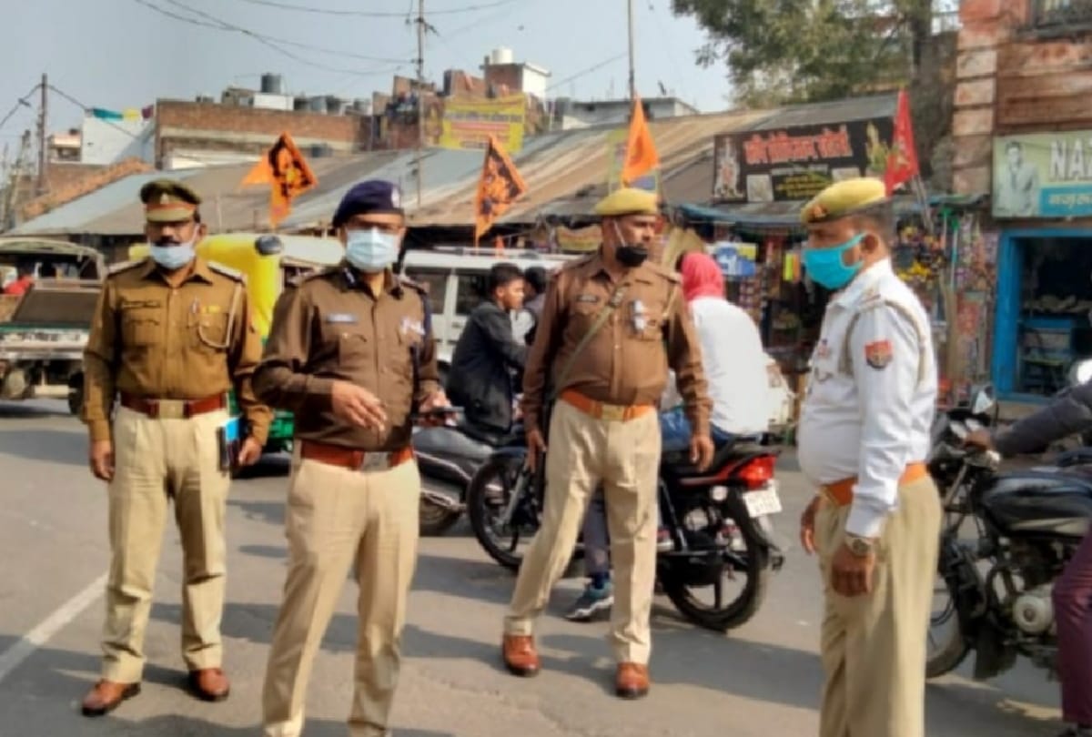 ADG got down on road because of traffic jam in Gorakhpur