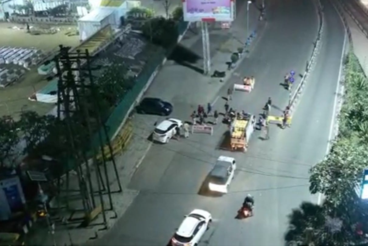 Indore: Checking done with drone camera for the first time.. some got drunk and some were going at high speed, police made challans