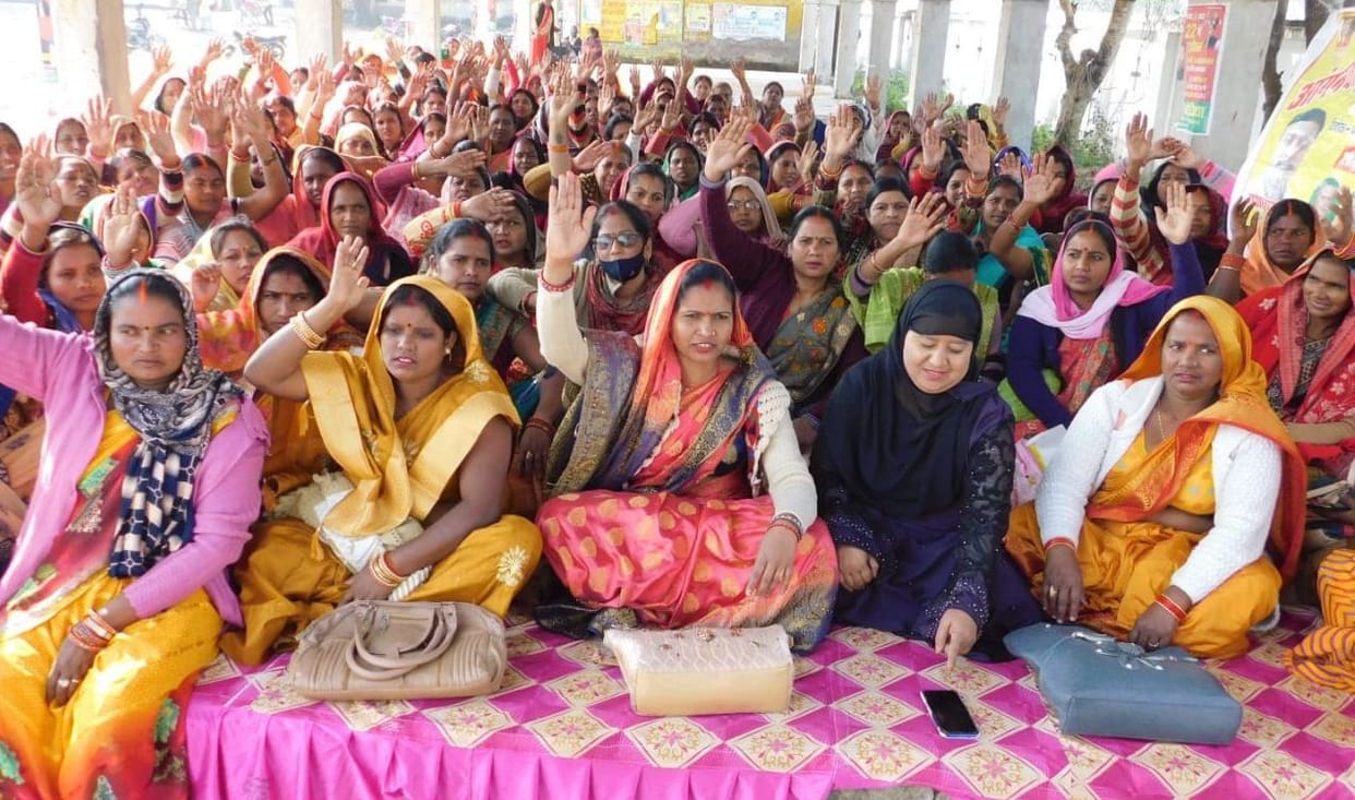 Anganwadi workers will go to Lucknow to fulfill the demands