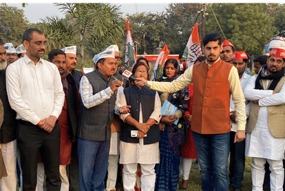 UP Assembly Election 2022 Jaunpur Live Debates and Discussions Coverage News Updates in Hindi