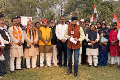 UP Assembly Election 2022 Jaunpur Live Debates and Discussions Coverage News Updates in Hindi