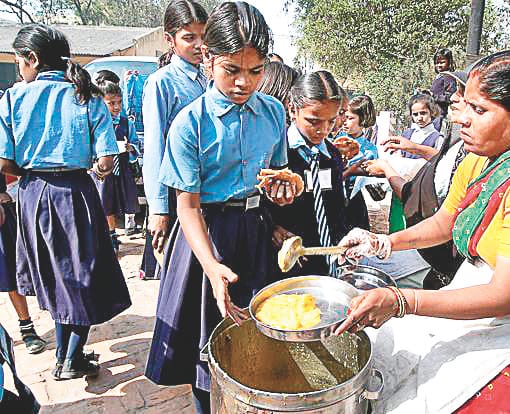 Now children will get milk and fresh fruits in MDM