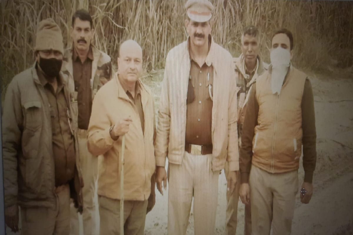 There has been a dispute between the officials of Bijnor and Uttarakhand over one thousand bighas of land