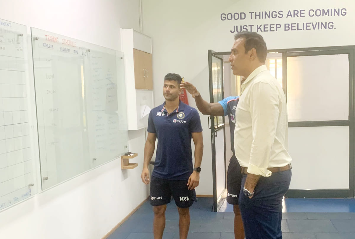 NCA Director: VVS Laxman shared pictures of first day at office; Laxman  ready for new challenges