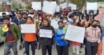 पिथौरागढ़ में बेरोजगार जन आक्रोश रैली निकालते हुए।