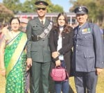 पीयूष शर्मा परिवार के साथ खुशी मनाते हुए। संवाद