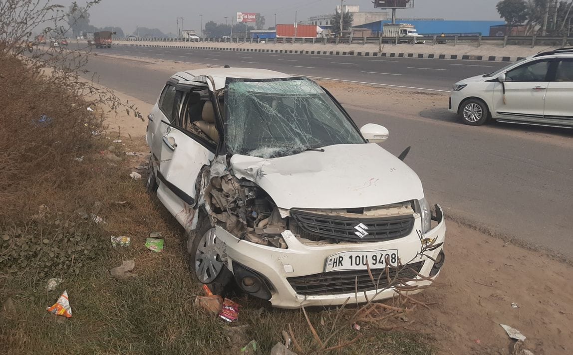 Three deah in two road accidents