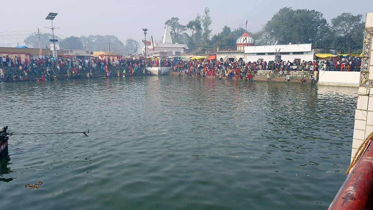 Devotees take a dip of faith in Govind Sarovar