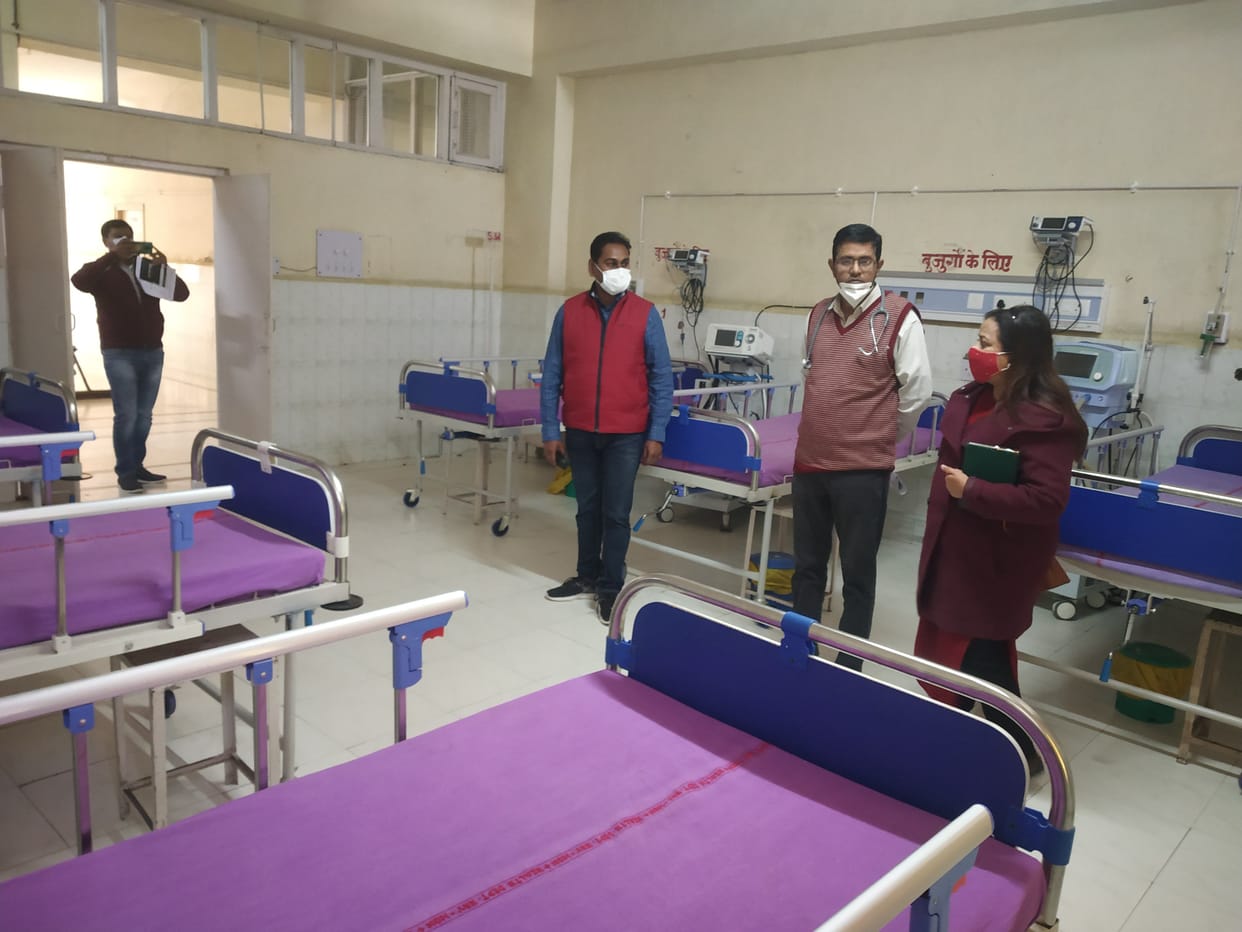 Deputy Director inspected Nursery, Oxygen Plant and ICU in Civil Hospital