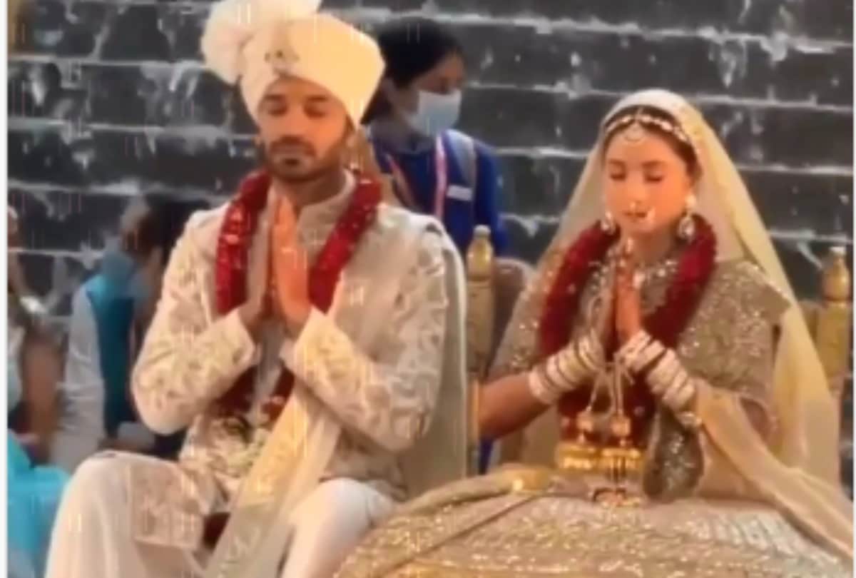 Ankita lokhande and vicky jain wedding vicky gifts Ankita private villa in Maldives worth Rs 50 crore
