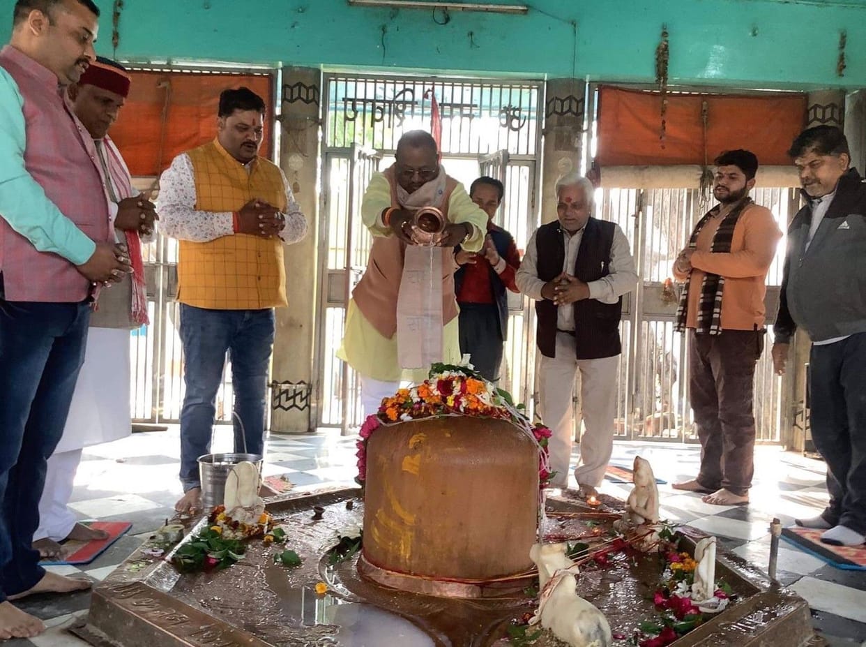Hathras: Under the 'Grand Kashi-Divya Kashi', the winds of devotion in the temples