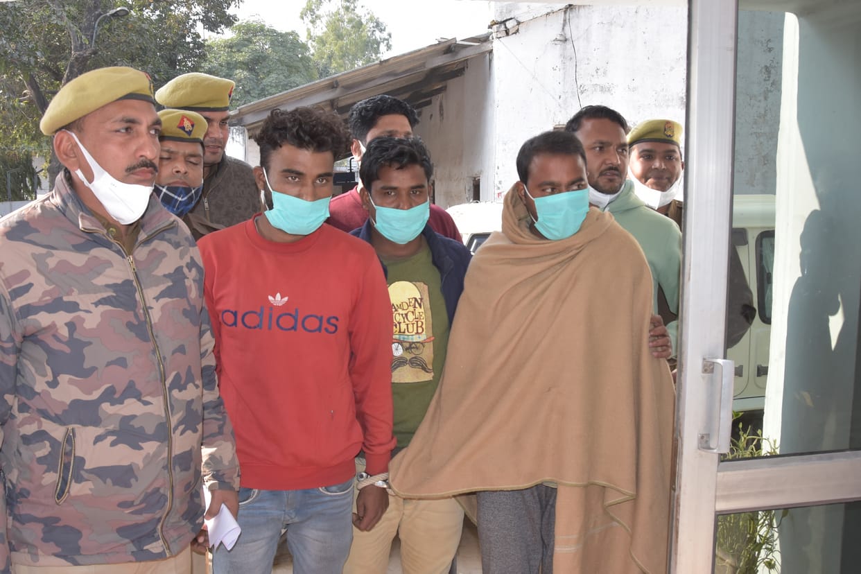 Three smugglers arrested with 11 quintals of doda poppy