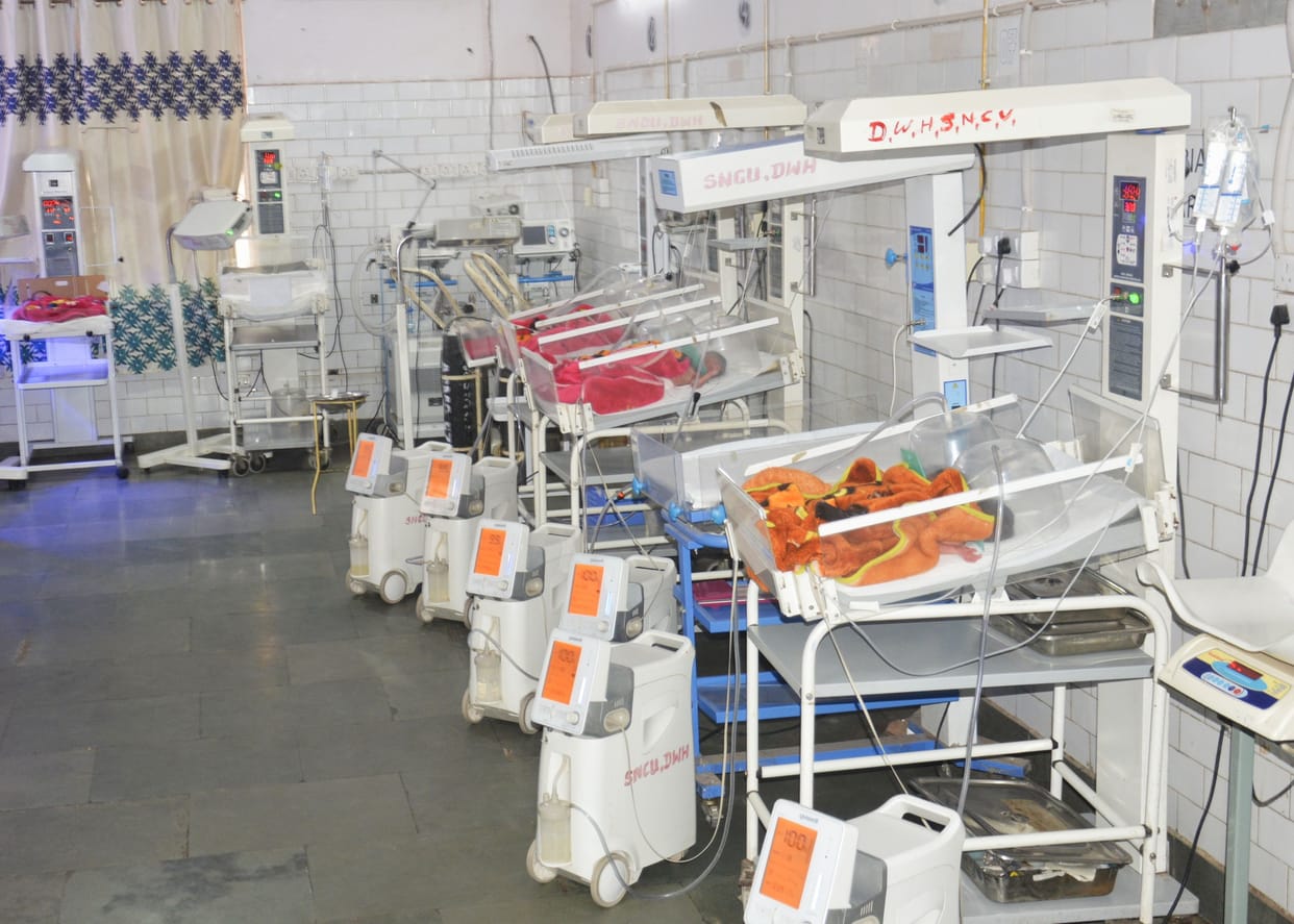22 innocent in 12 beds in SNMC