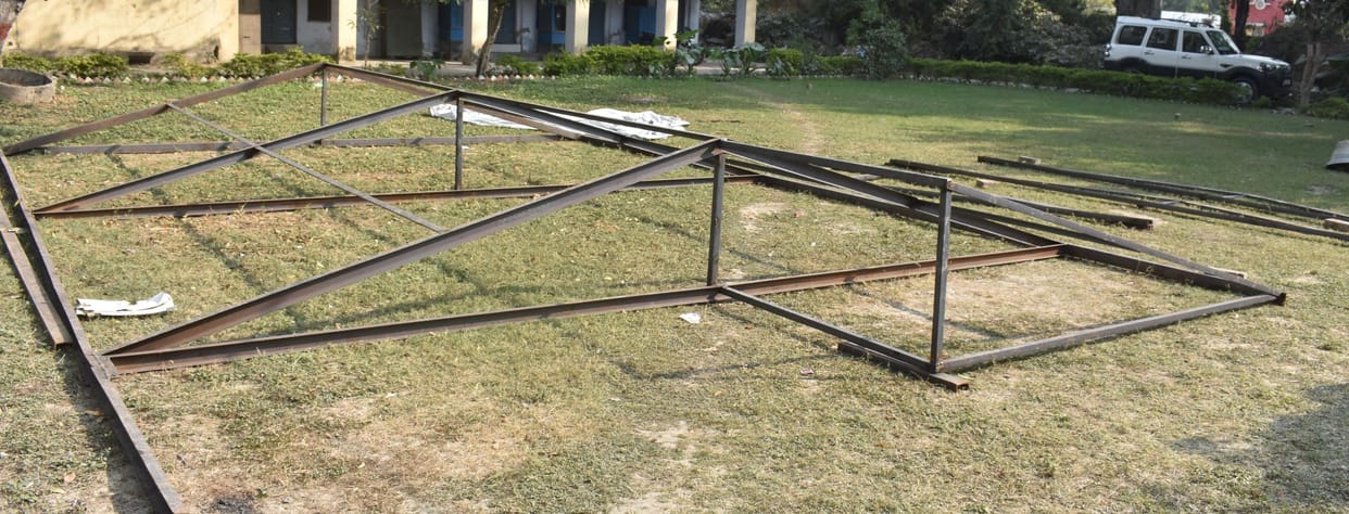 fathepur news,Lid made to close the asphalt tank