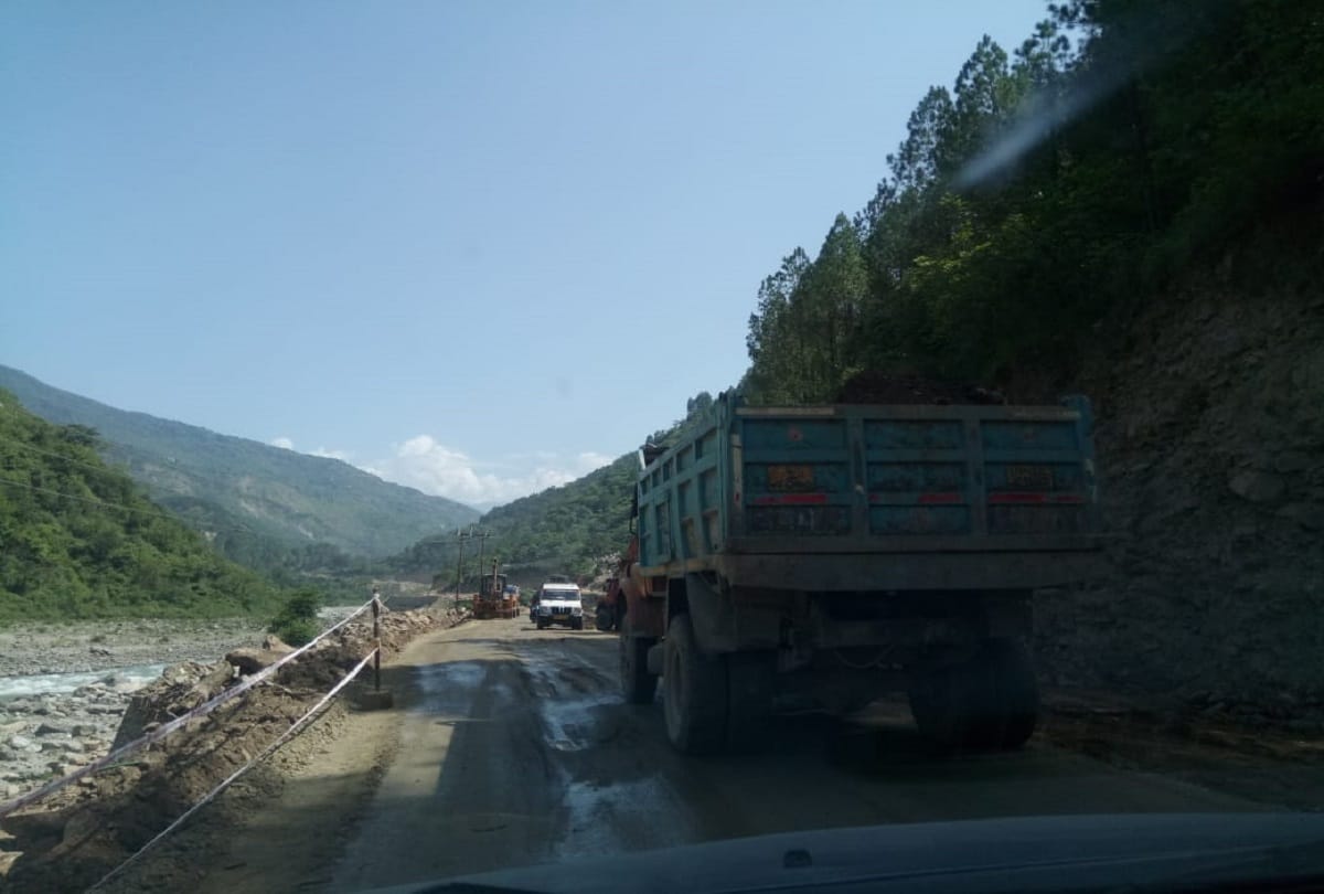 char dham mahamarg vikas pariyojana india china border easy now to movement of solider and troop, primarily to facilitate the Char Dham pilgrimage to boost tourism, the project always had a strategic angle