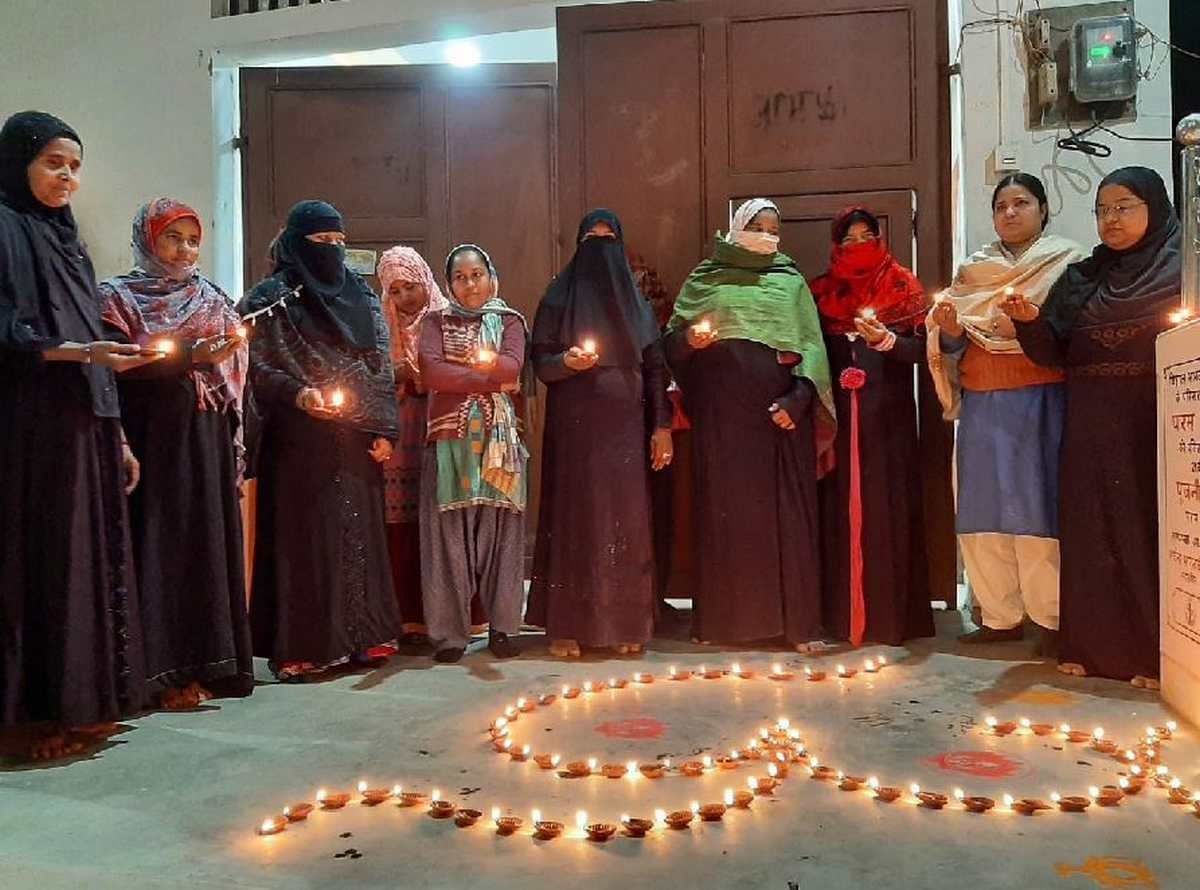Kashi Vishwanath Dham: Muslim women celebrated Shiv Deepawali thanked PM 