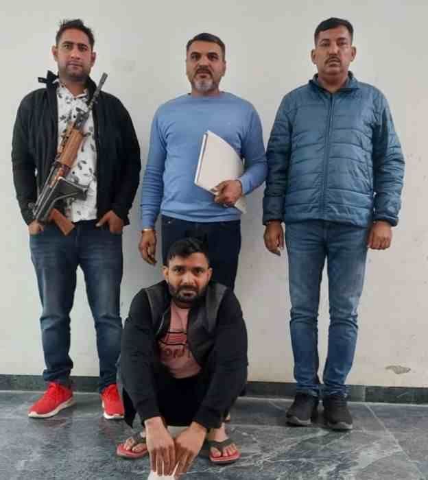 Main accused of extortion on five days remand