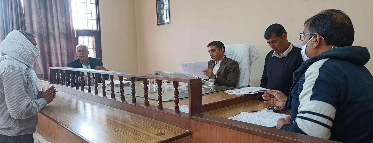 21 people put problems in front of the Deputy Commissioner, most were resolved on the spot