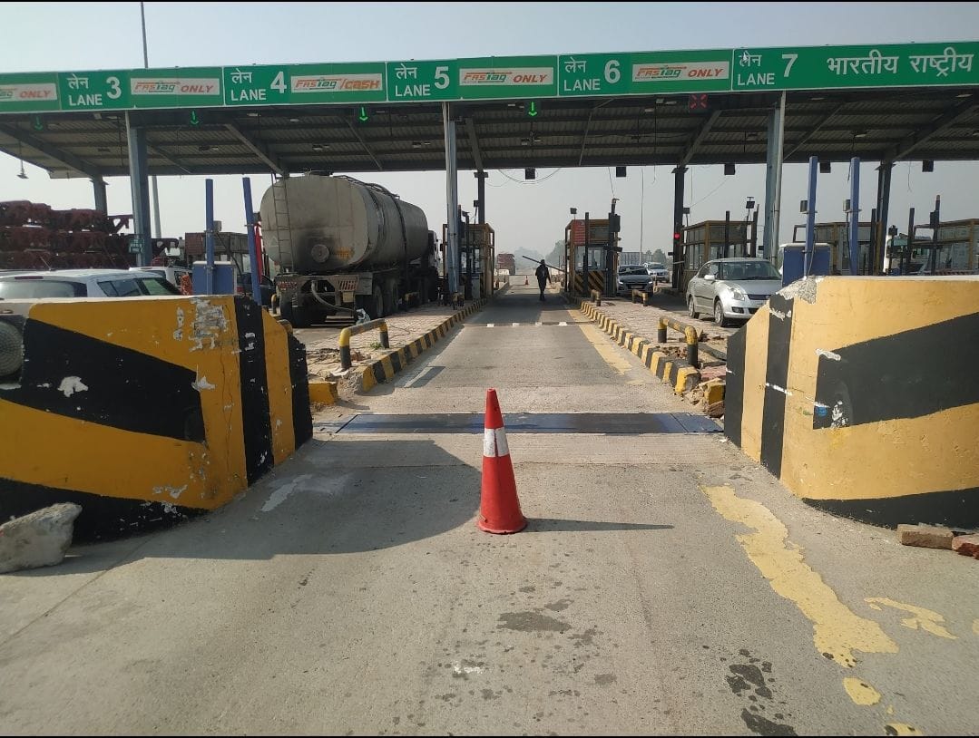 Tolls will open with 100% FASTag rule, will have to pay double charge for passing without FASTag line