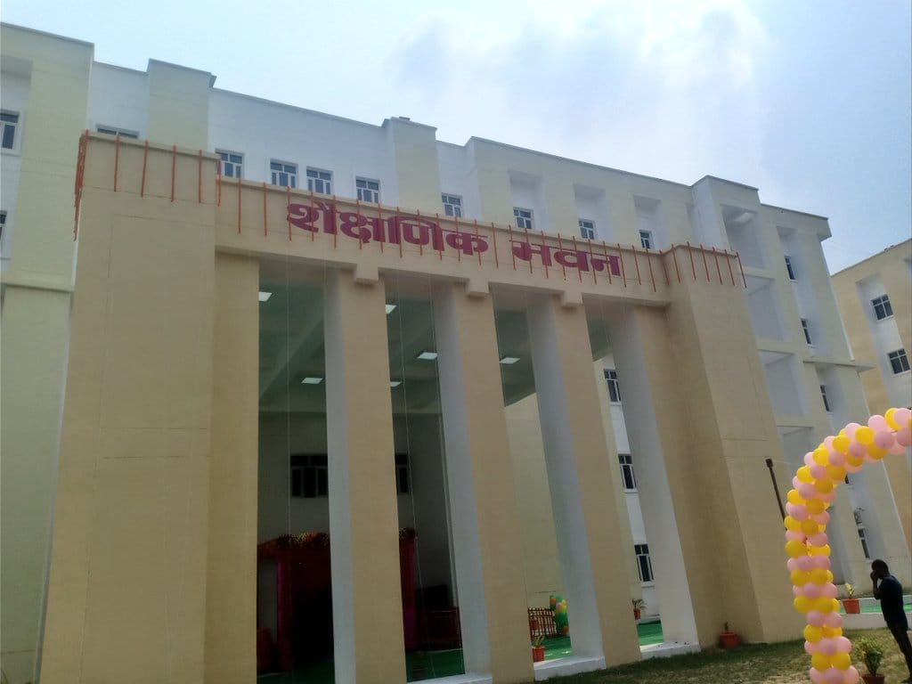 One and a half months after the PM's launch, the medical college still relies on the generator