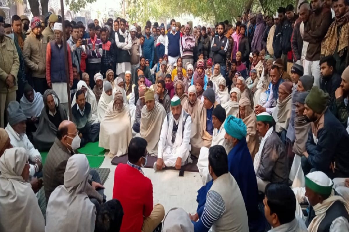 UP News: son of a farmer has died to cold during protest in Partapur of Meerut