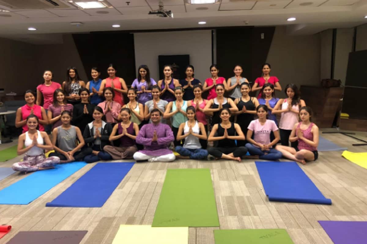 Muzaffarnagar News: Do you know the special things related to Harnaaz Sandhu, yoga guru Dr. Amrit Raj has told the secret of success