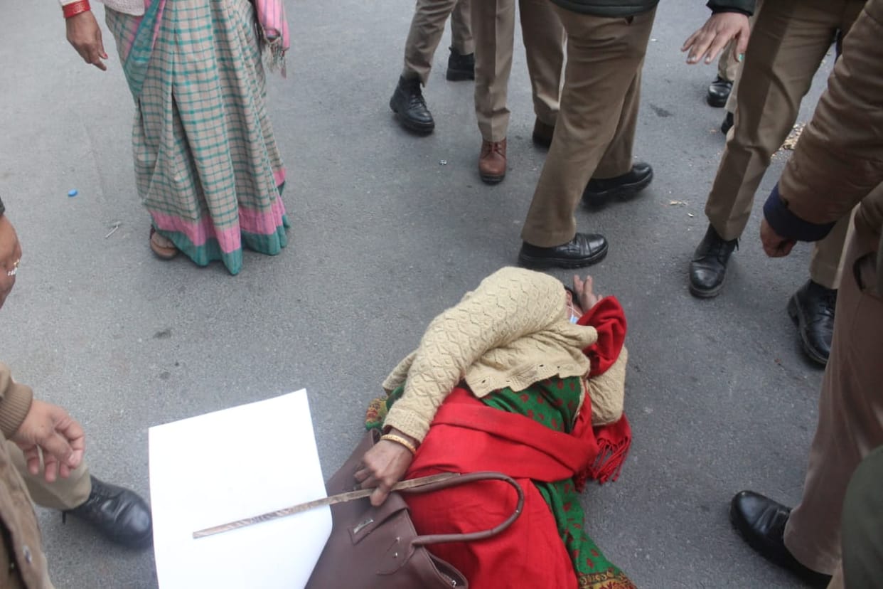 uttarakhand news: pharmacist protest rally in dehradun, see photos