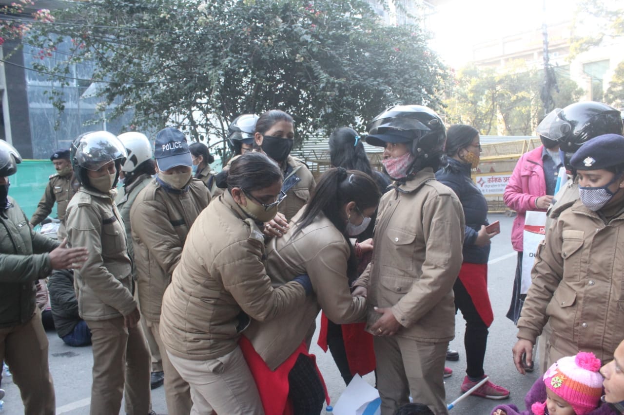 uttarakhand news: pharmacist protest rally in dehradun, see photos