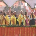 सरयू पूजा करते भाजपाई मुख्यमंत्री