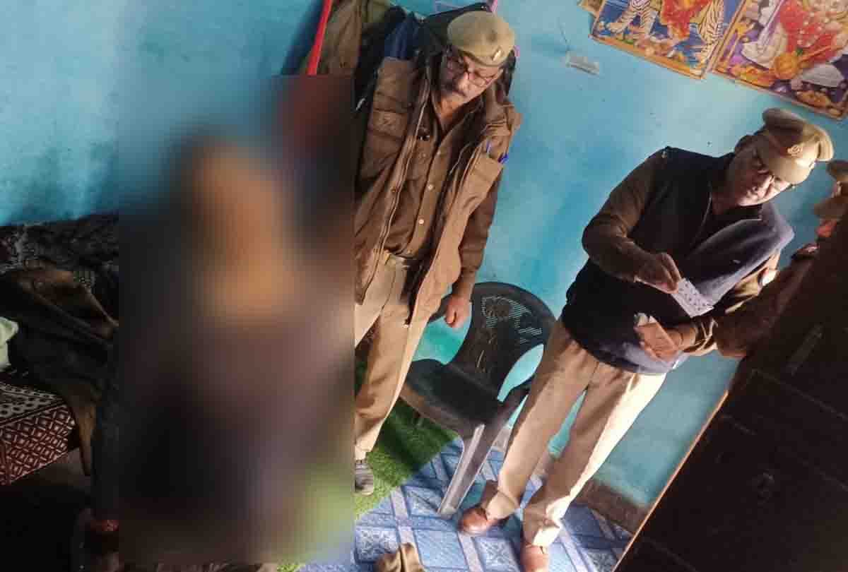 Farrukhabad: investigation into death of constable has not started,  body was found hanging in rented room