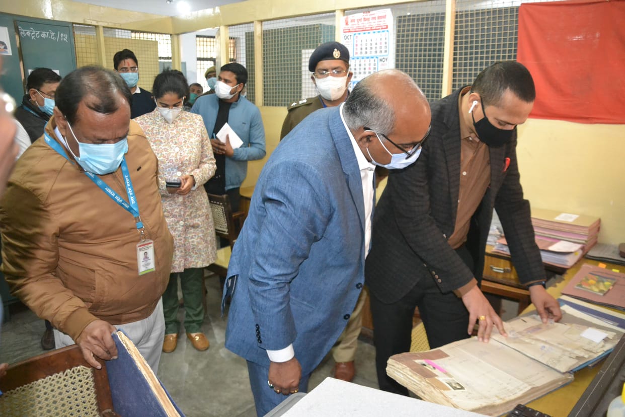 Commissioner angry over incomplete records in arms board
