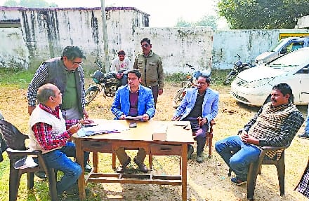 FIR on the purchase center in-charge for weighing paddy at SP leader's rice mill