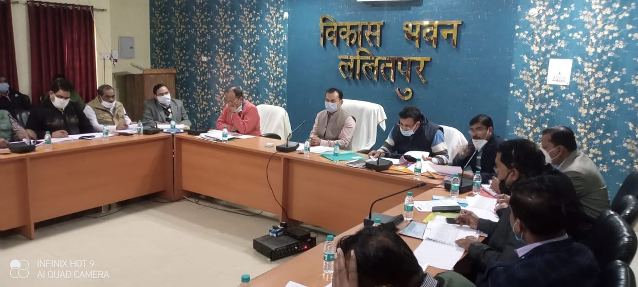 dm expressed displeasure over no senctioning loans