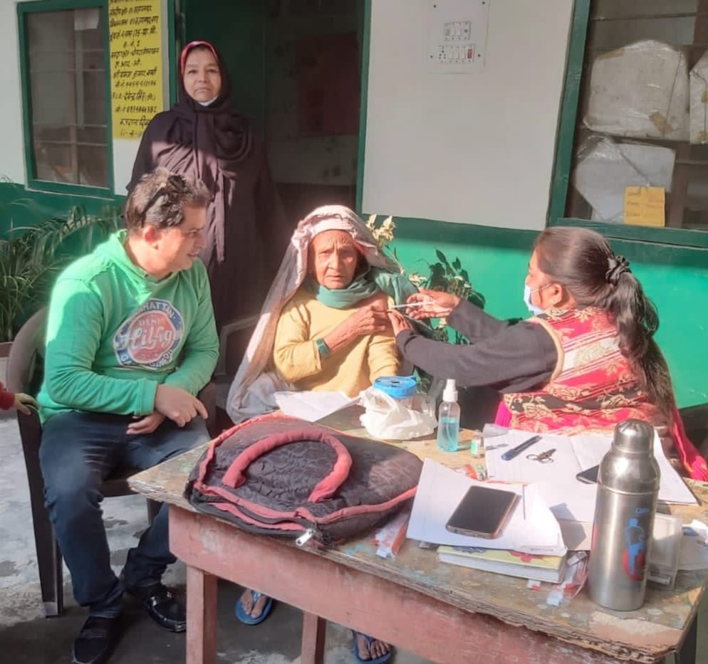 21,192 people got vaccinated including 103 year old woman