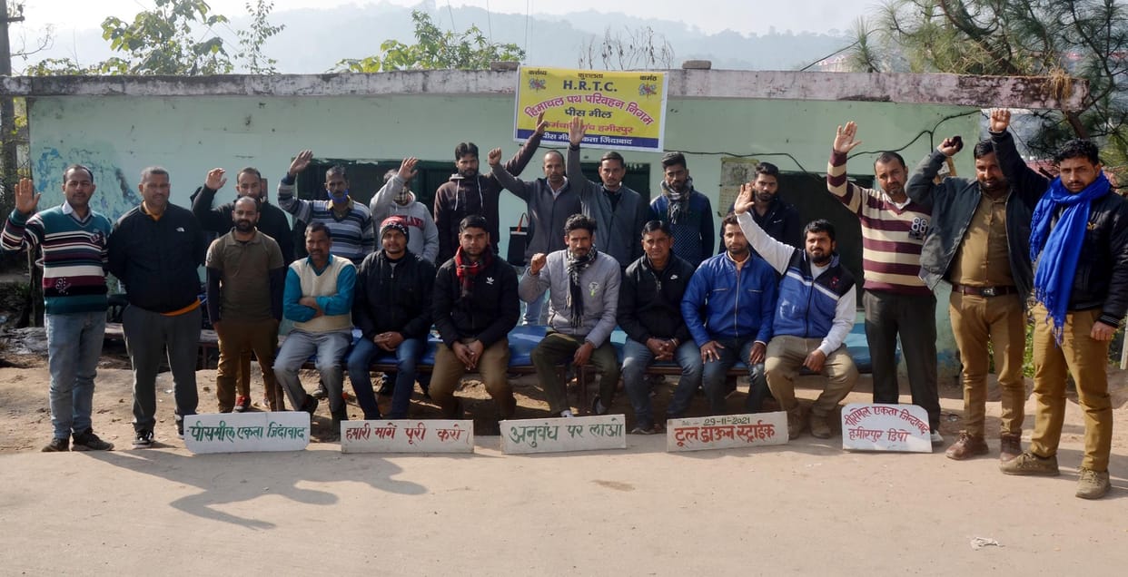 Peace Meal workers strike: Buses going to Chandigarh and Jalandhar gasped midway