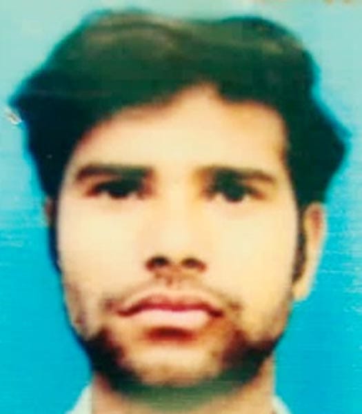Rickshaw driver hanged himself to death in Ujhani