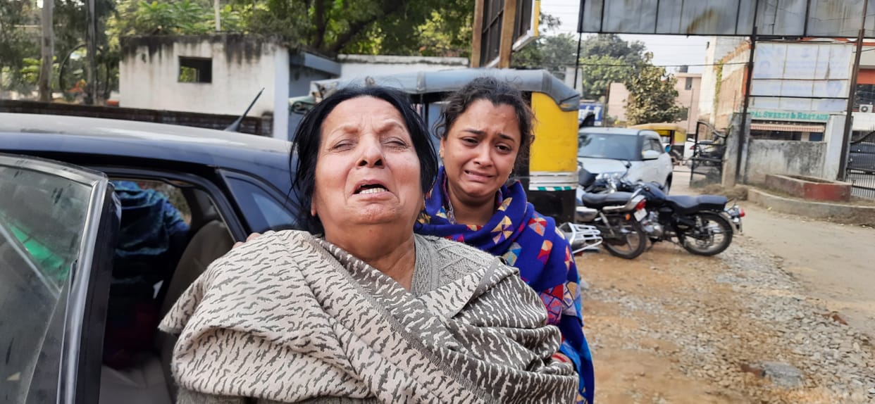 Coaching center operator gave life by hanging from the fan, Yamunanagar
