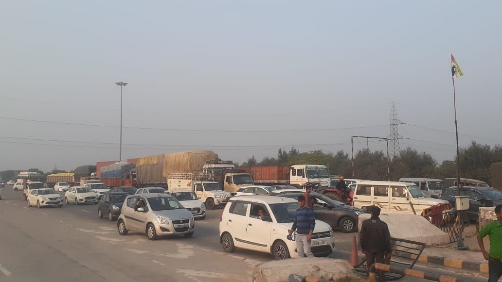 Tax will have to be paid on five tolls from today, keep balance in fastag to avoid jam