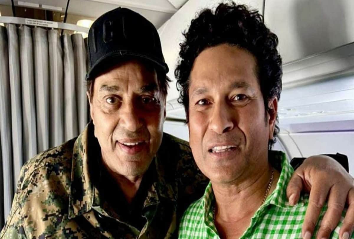 Dharmendra shares pic with Sachin Tendulkar calls him mera pyaara beta