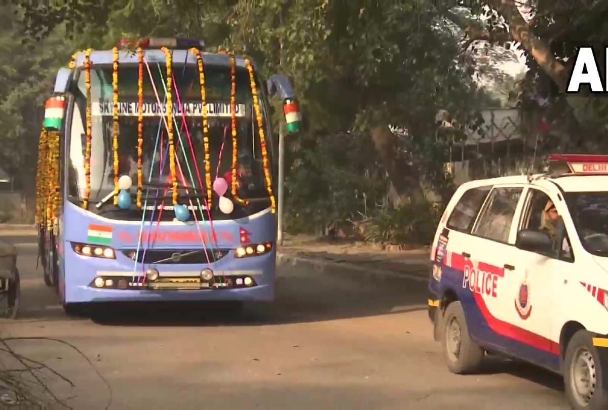 Delhi: Bus service restored to Kathmandu after 20 months, departs from Ambedkar Stadium at 10 am