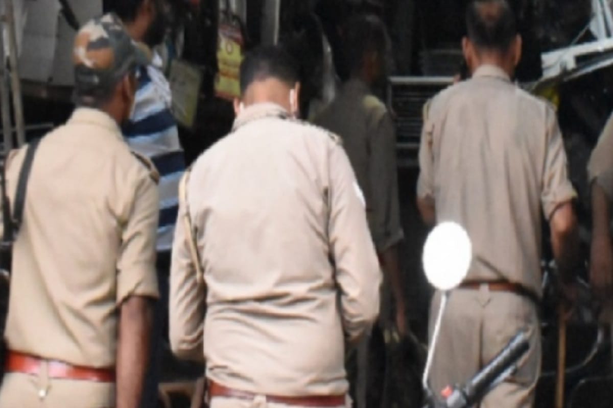 Telangana Police was assaulted in Meerut Sadar Bazar and traders have announced market shutdown
