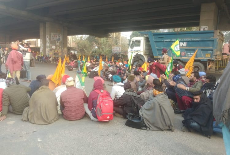 Punjab Roadways workers protest in Kharar for their Demands