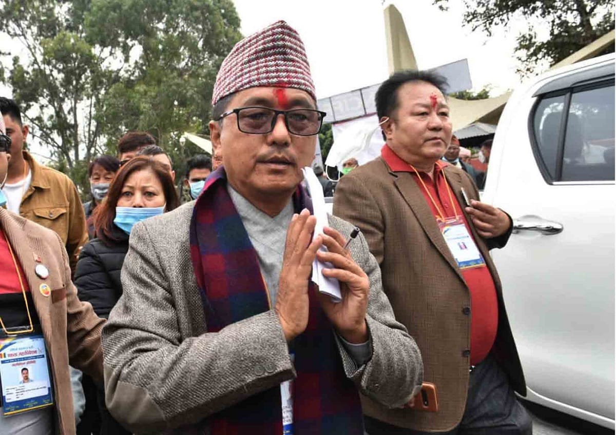 pro-monarchy Rajendra Lingden controversial statement that all  leaders are thieves