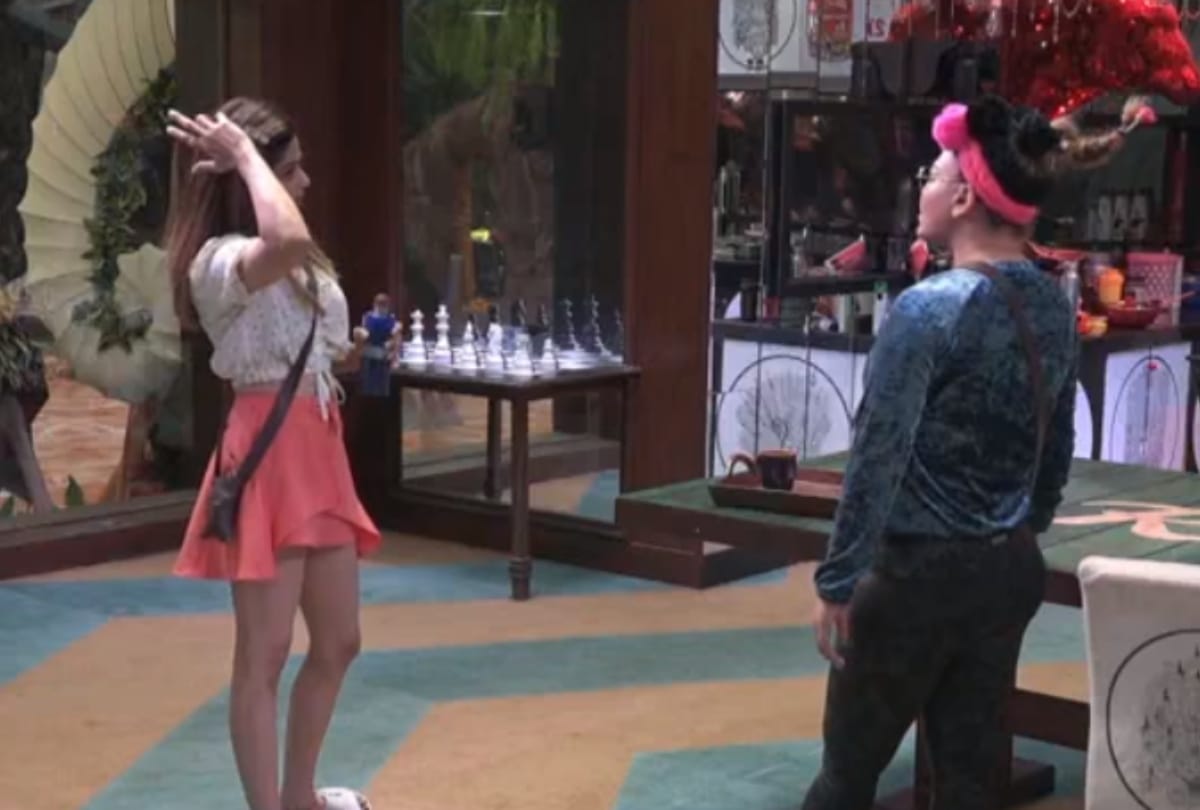 Bigg Boss 15 Before the ticket to finale task Ritesh told Rakhi Sawant keep your mouth shut