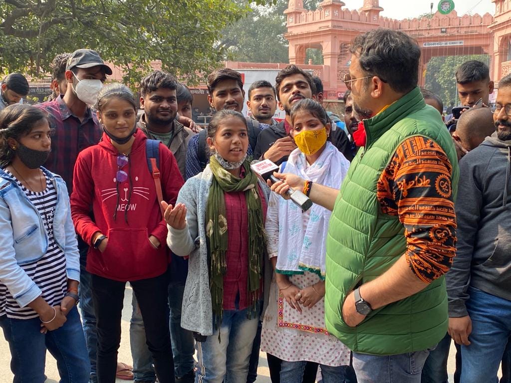 UP Assembly Election 2022 Varanasi Youth Ki Baat Coverage News Updates In Hindi    