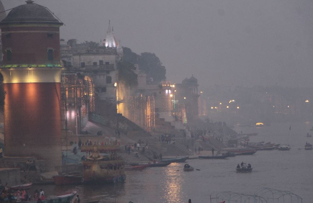 UP Weather Update temperature dropped in uttar pradesh