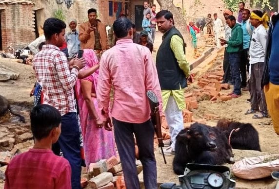fathepur news,Uproar over paving on private land