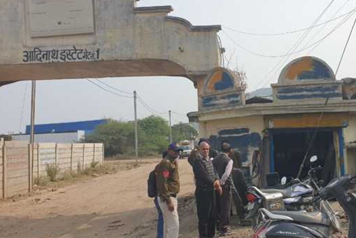 Indore: Plot sold 23 years ago but not yet registered, fraud of 15 crores... colonizer arrested