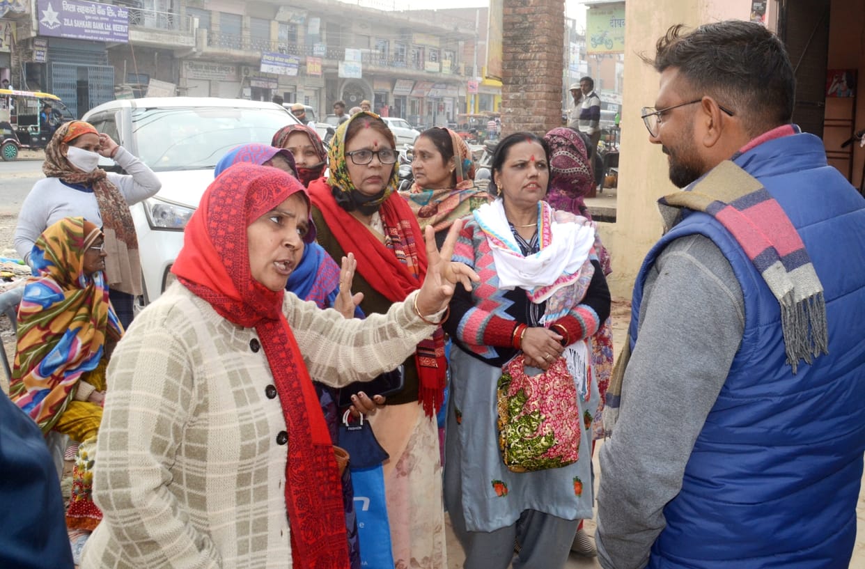 People of New Colony are craving for drinking water for eight months