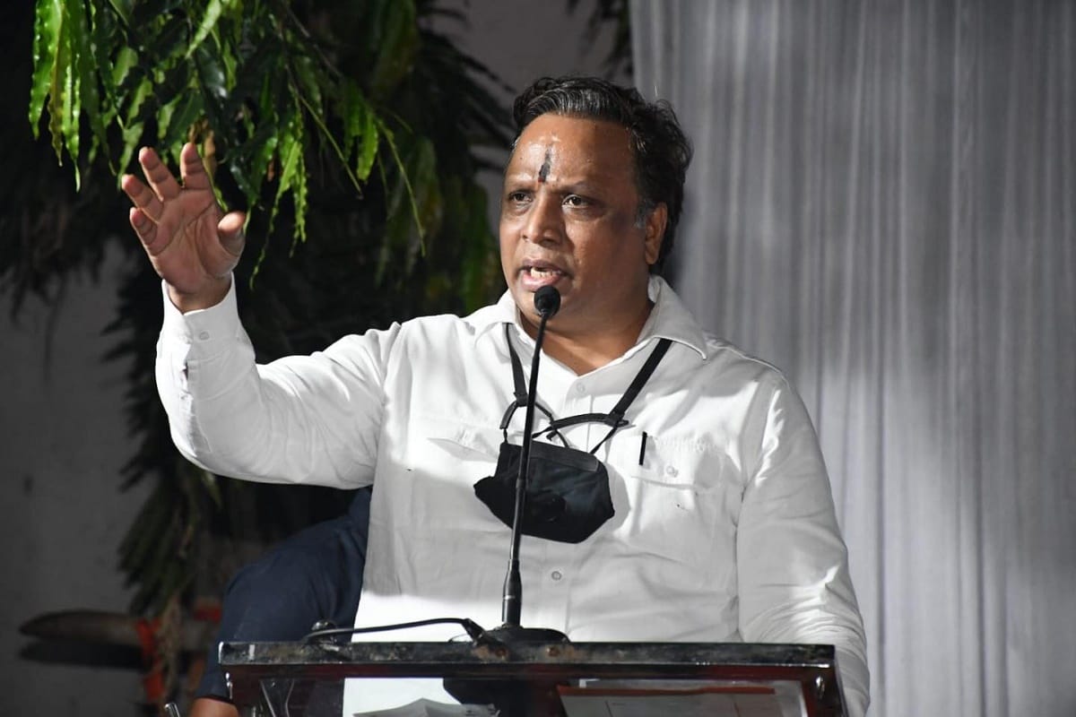 BJP leader Ashish Shelar seeks to know if Maharashtra minister also attended party at Karan Johar house after which Kareena Kapoor and some other celebrities were found Coronavirus positive